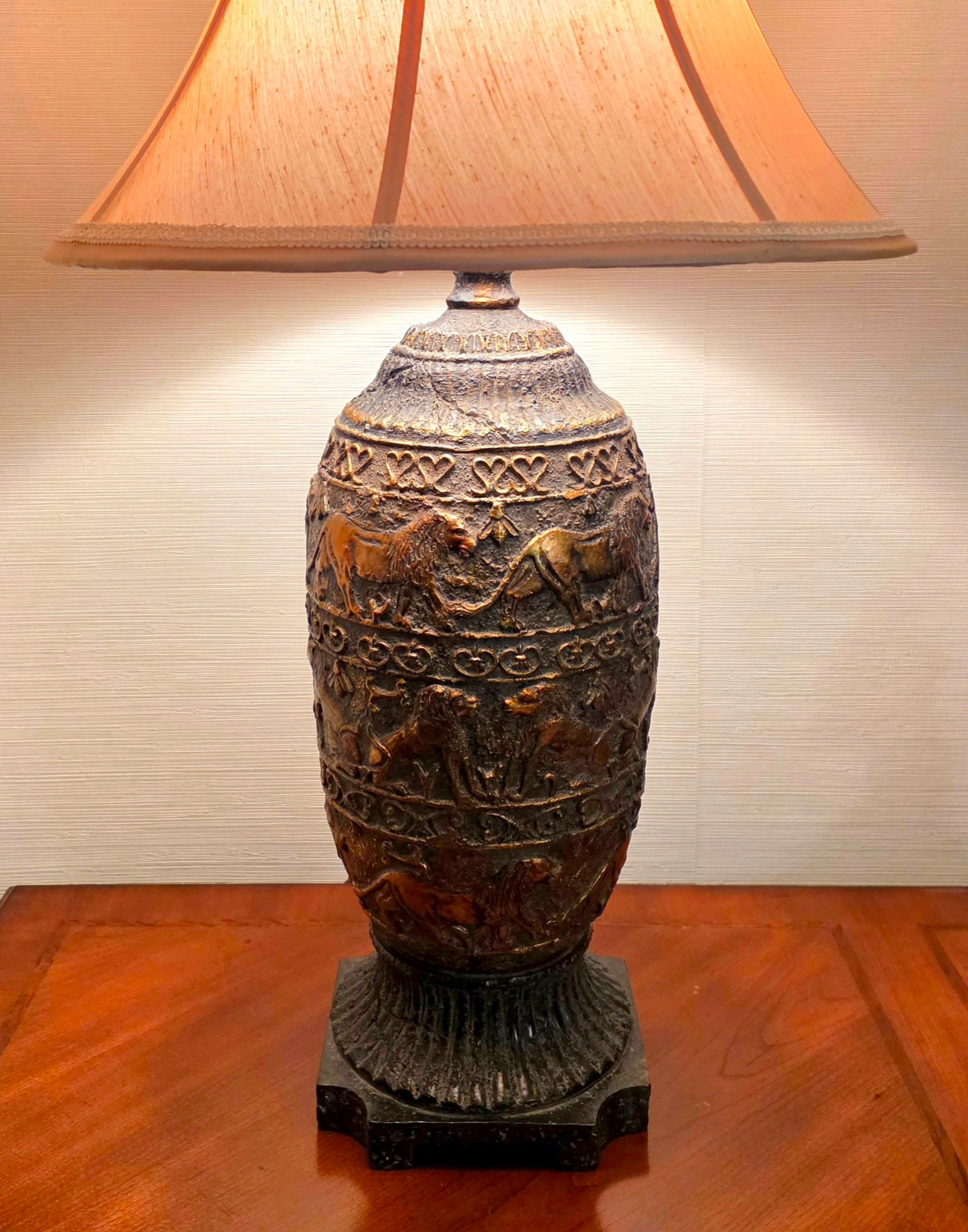 Lion Frieze Urn Lamp