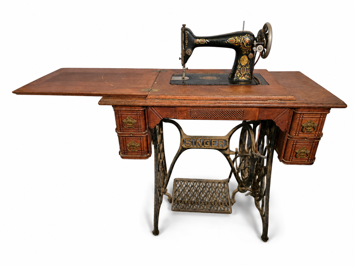 Antique SINGER Sewing Machine - NE Portland Estate Sale