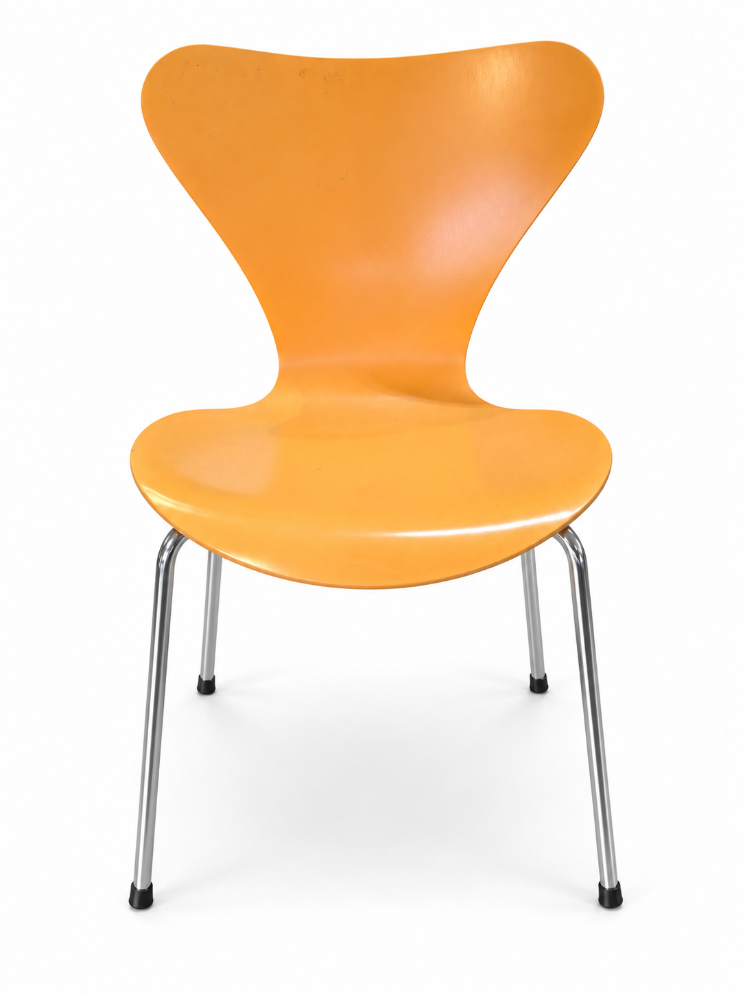 Fritz Hansen Series 7 Chair - The Good Mod Liquidation Estate Sale