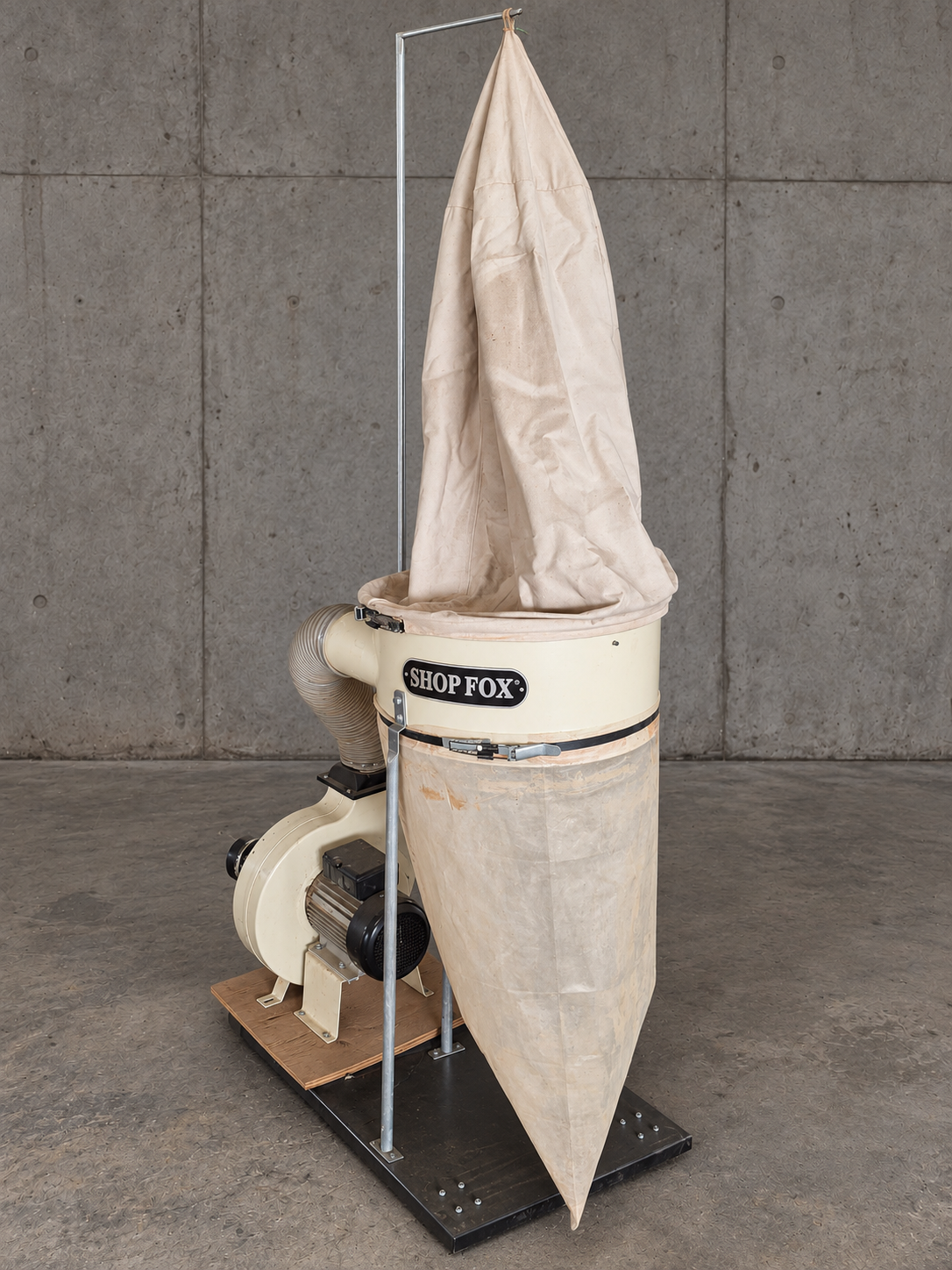 ShopFox Dust Collector - The Good Mod Liquidation Estate Sale